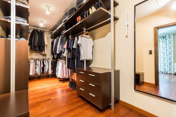 APC : L'art du minimalisme pour une garde-robe moderne